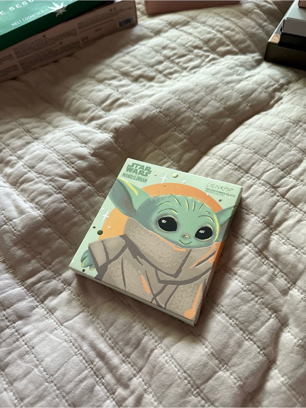 Colourpop x the Mandalorian Baby Yoda/Grogu Eyeshadow Palette - Picture 2 of 3